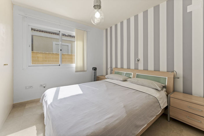 Image No.9-3 Bed Apartment for sale