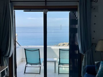 views (2)