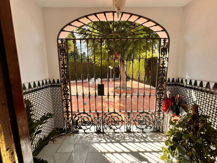 Image No.16-6 Bed Villa for sale