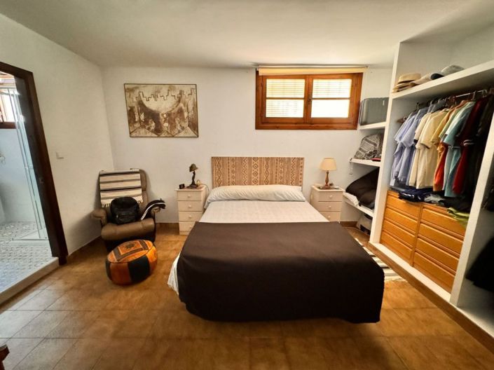 Image No.5-6 Bed Villa for sale