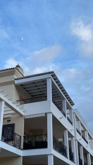 Image No.8-3 Bed Property for sale