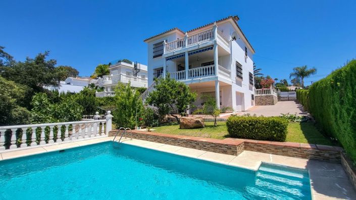 Image No.1-Villa de 4 chambres à vendre à Marbella