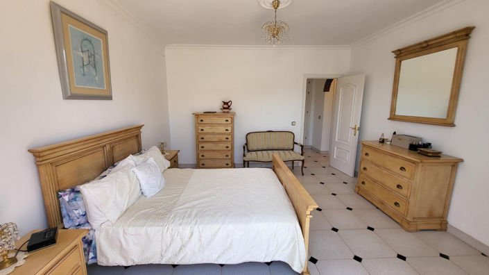 Image No.18-4 Bed Villa for sale