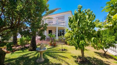 Front Villa (1)