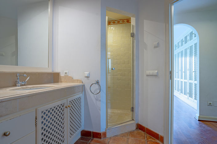 Image No.19-3 Bed Villa for sale