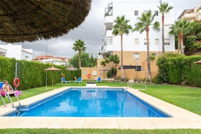 pool (3)