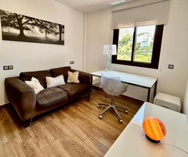 Image No.7-3 Bed Apartment for sale