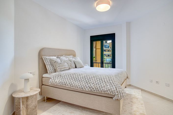 Image No.8-4 Bed Apartment for sale