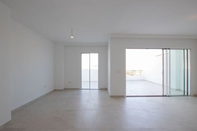 room (3)