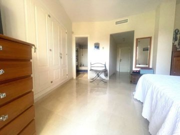 bedroom (2)