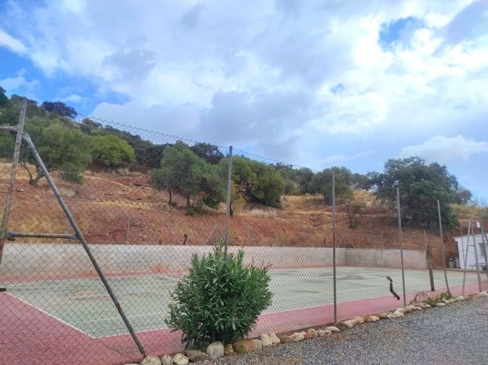 Image No.14-5 Bed Hotel for sale