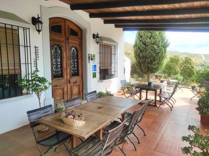 Image No.2-5 Bed Hotel for sale