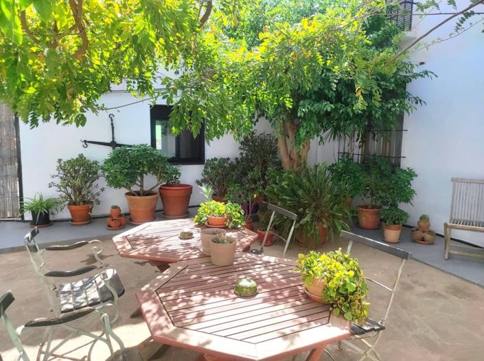 Image No.20-5 Bed Hotel for sale