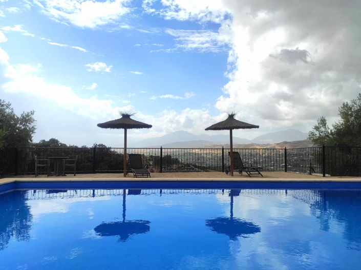 Image No.9-5 Bed Hotel for sale