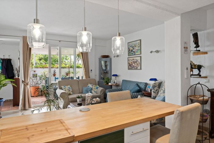 Image No.17-3 Bed Apartment for sale