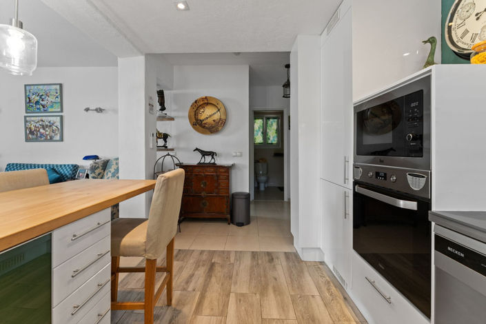 Image No.19-3 Bed Apartment for sale