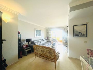 living (2)