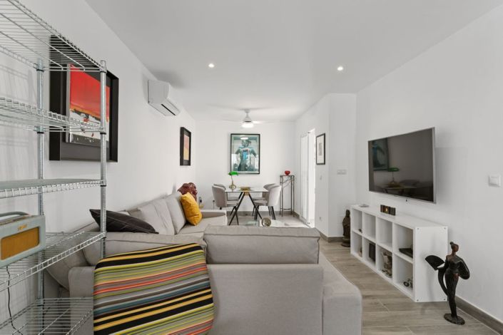 Image No.1-2 Bed Townhouse for sale