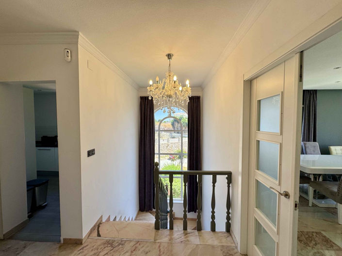 Image No.18-4 Bed Villa for sale