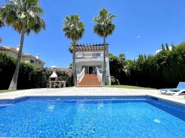 pool area (4)