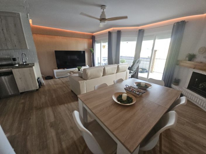 Image No.20-2 Bed Property for sale