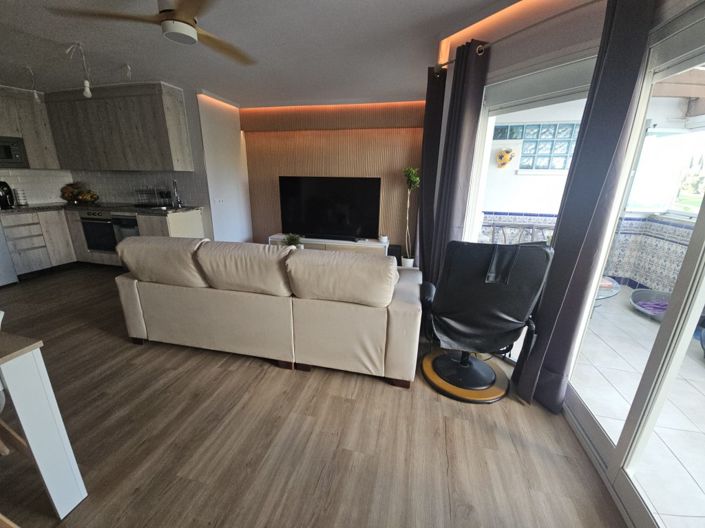 Image No.3-2 Bed Property for sale