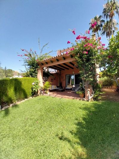 Image No.1-3 Bed Townhouse for sale