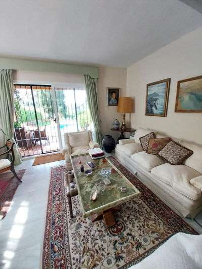 Image No.17-3 Bed Townhouse for sale