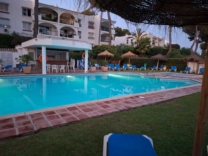 Image No.1-Studio for sale