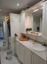 bathroom (1)