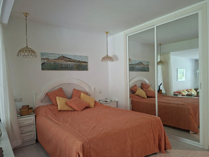 Image No.4-Studio for sale