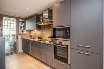 kitchen (1)