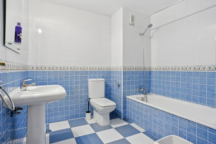 Image No.15-2 Bed Apartment for sale