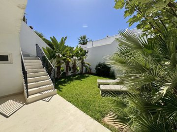garden (2)