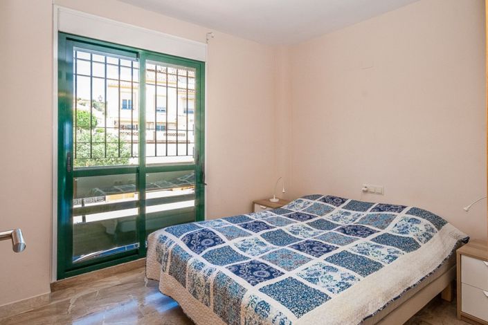 Image No.11-3 Bed Apartment for sale