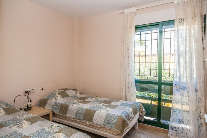 Image No.12-3 Bed Apartment for sale