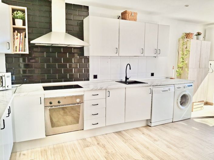 Image No.17-3 Bed Apartment for sale