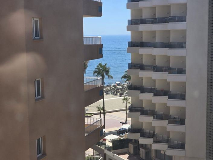Image No.1-4 Bed Apartment for sale