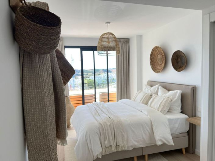 Image No.5-3 Bed Apartment for sale