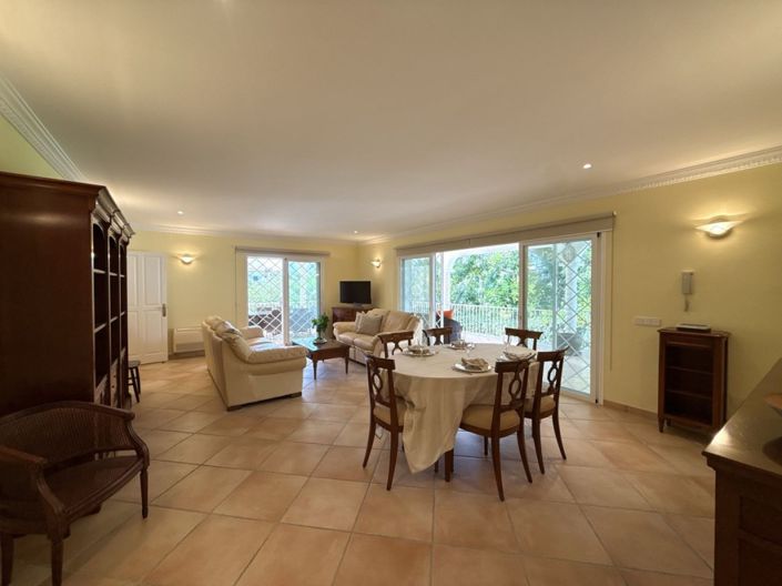 Image No.7-Jumelé de 3 chambres à vendre à Marbella