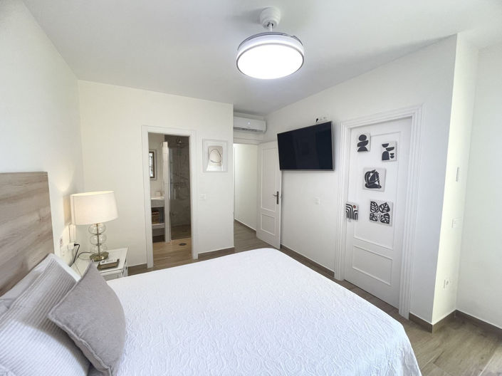 Image No.10-3 Bed Apartment for sale