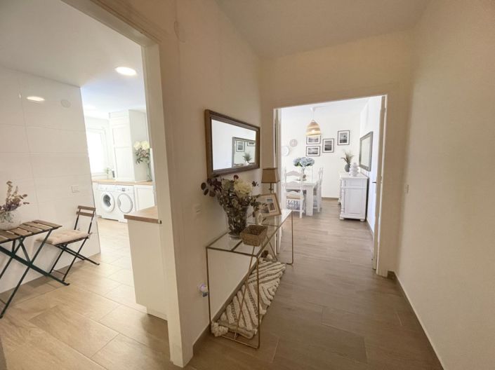 Image No.15-3 Bed Apartment for sale