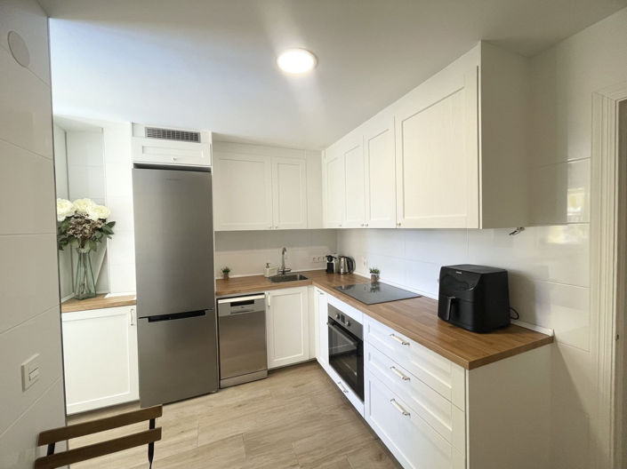 Image No.20-3 Bed Apartment for sale