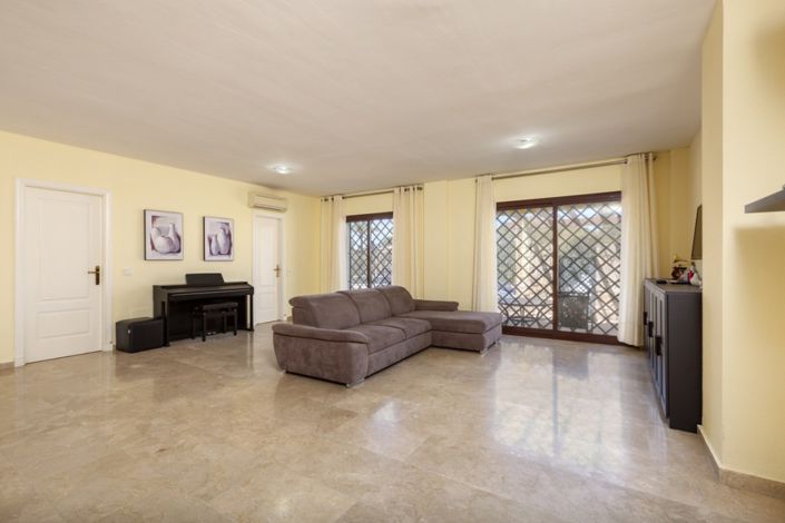 Image No.2-3 Bed Apartment for sale