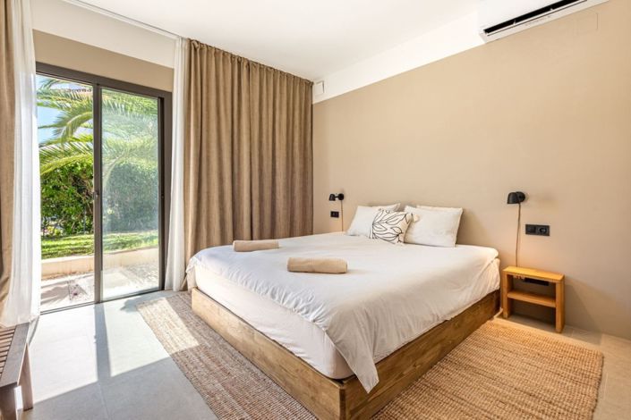 Image No.8-3 Bed Villa for sale