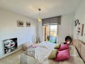 bedroom (1)