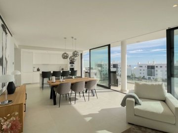 living area 4