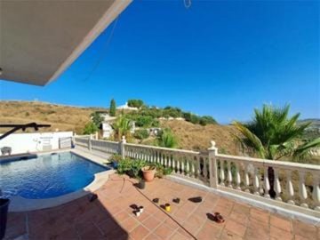 pool area 3