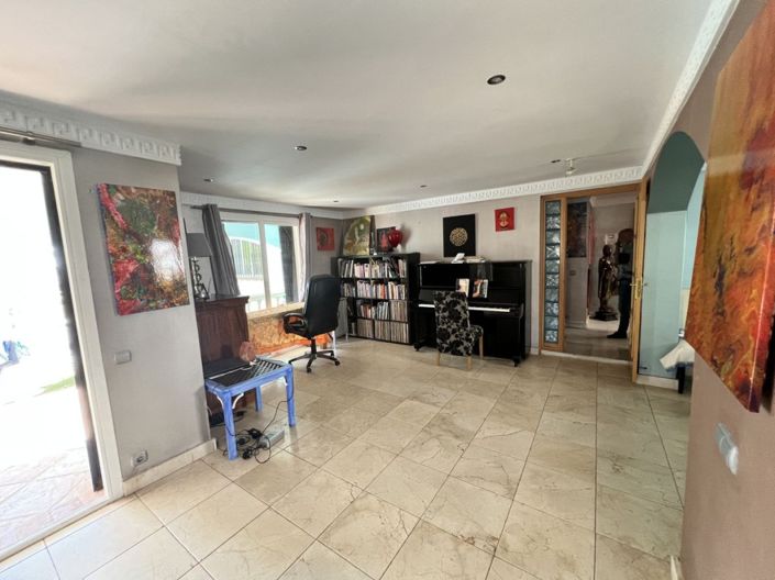 Image No.9-Villa de 5 chambres à vendre à Mijas Golf