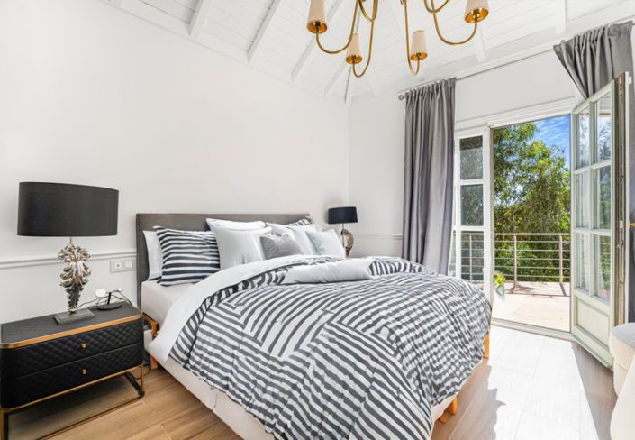 Image No.10-6 Bed Villa for sale